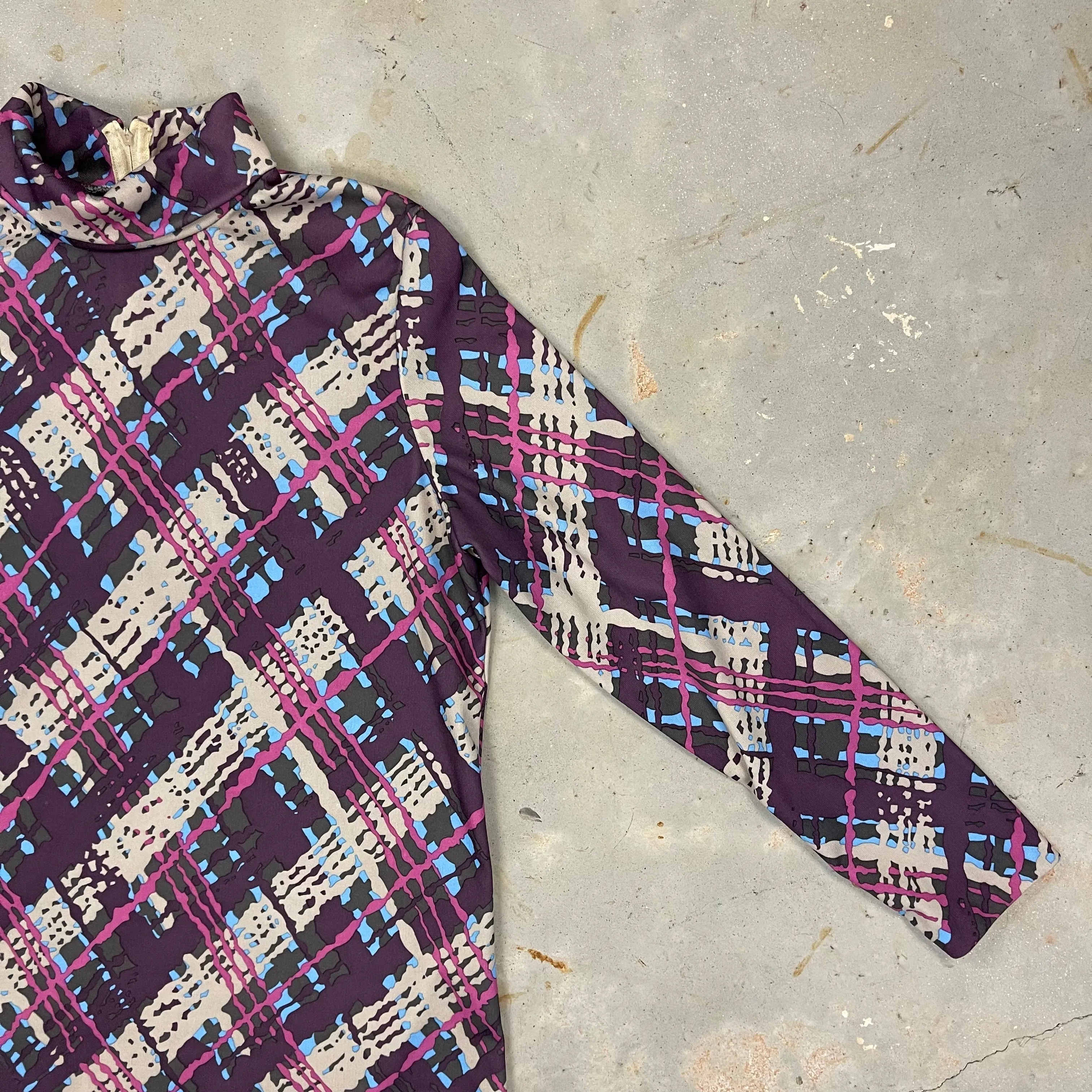 '70s funky plaid blouse