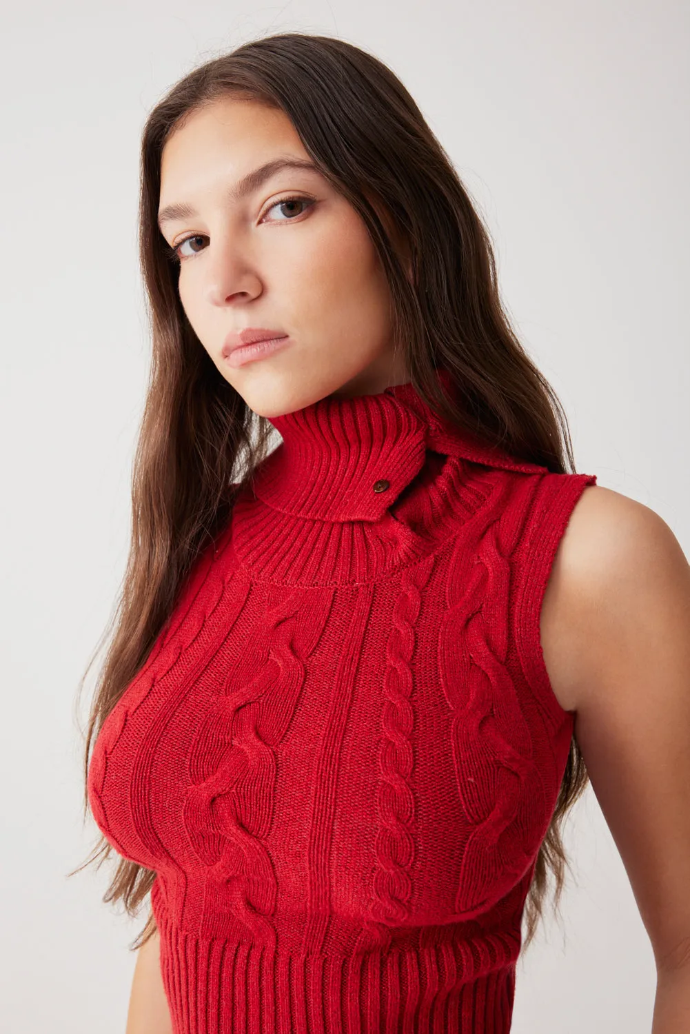 Axel Cable Cloud Knit Sleeveless Sweater - Red Velvet