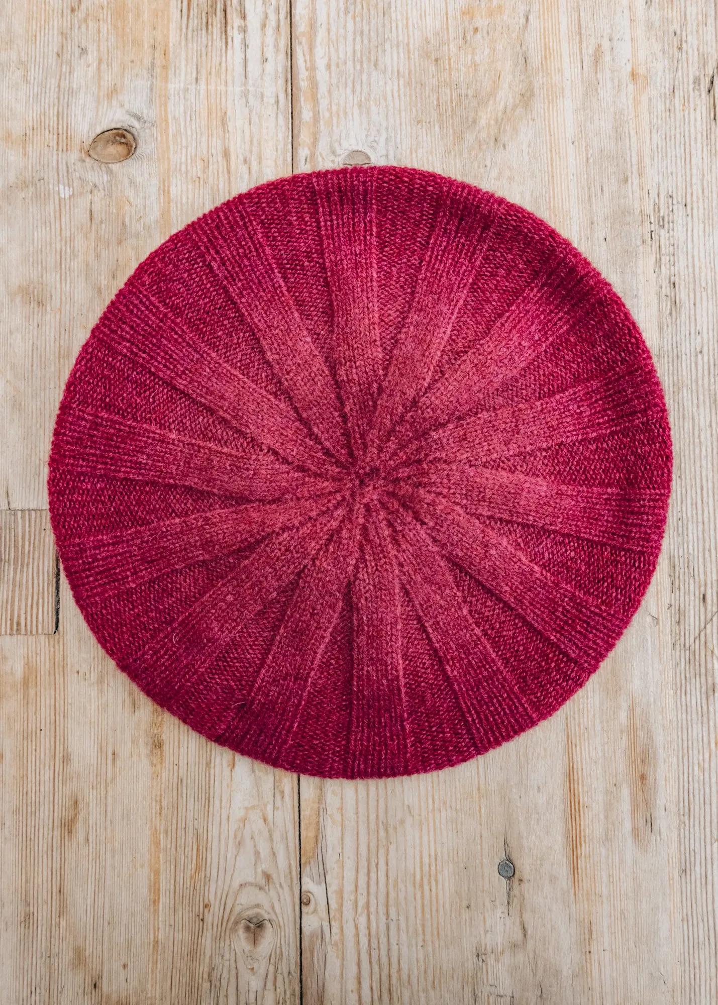 Bowden Rib Beret in Rosehip