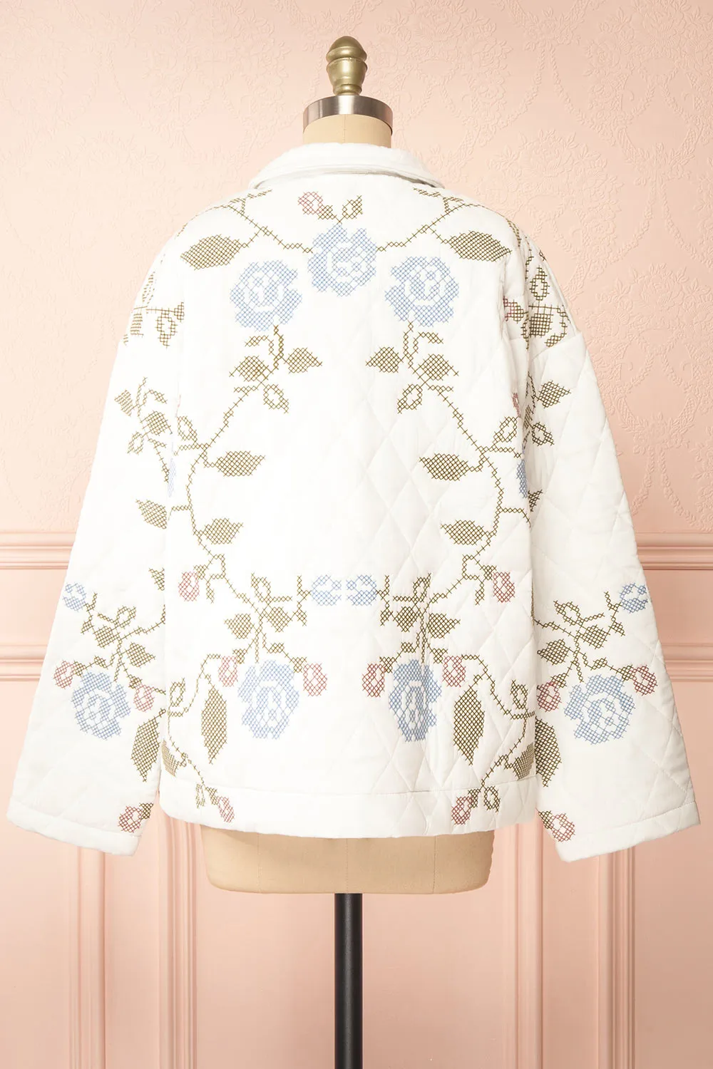 Carolyne | White Quilted Jacket w/ Floral Embroidery