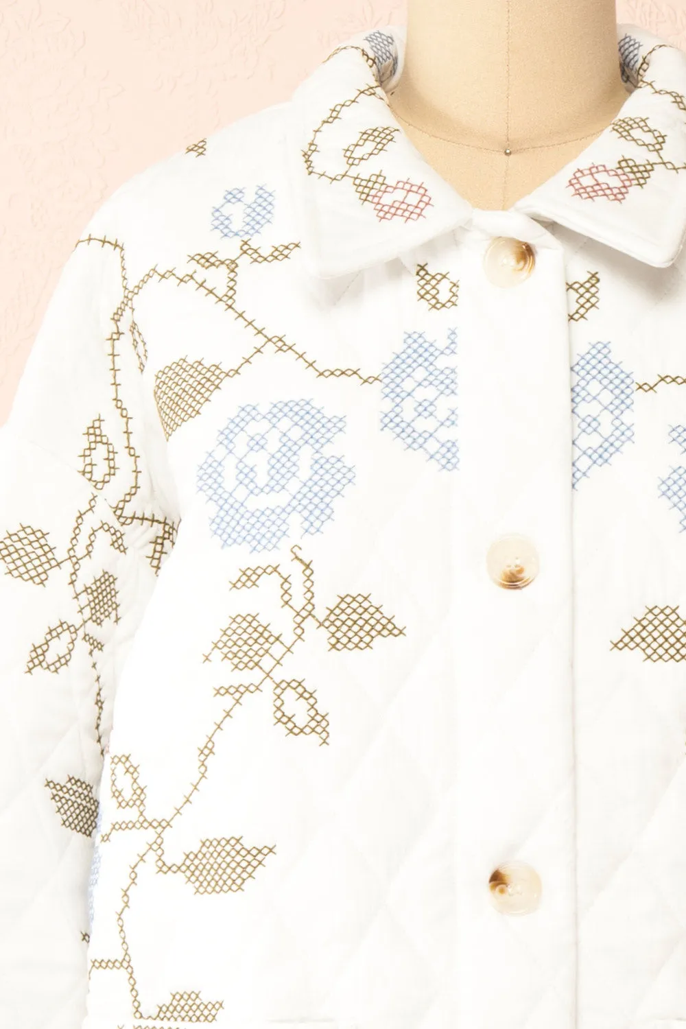 Carolyne | White Quilted Jacket w/ Floral Embroidery