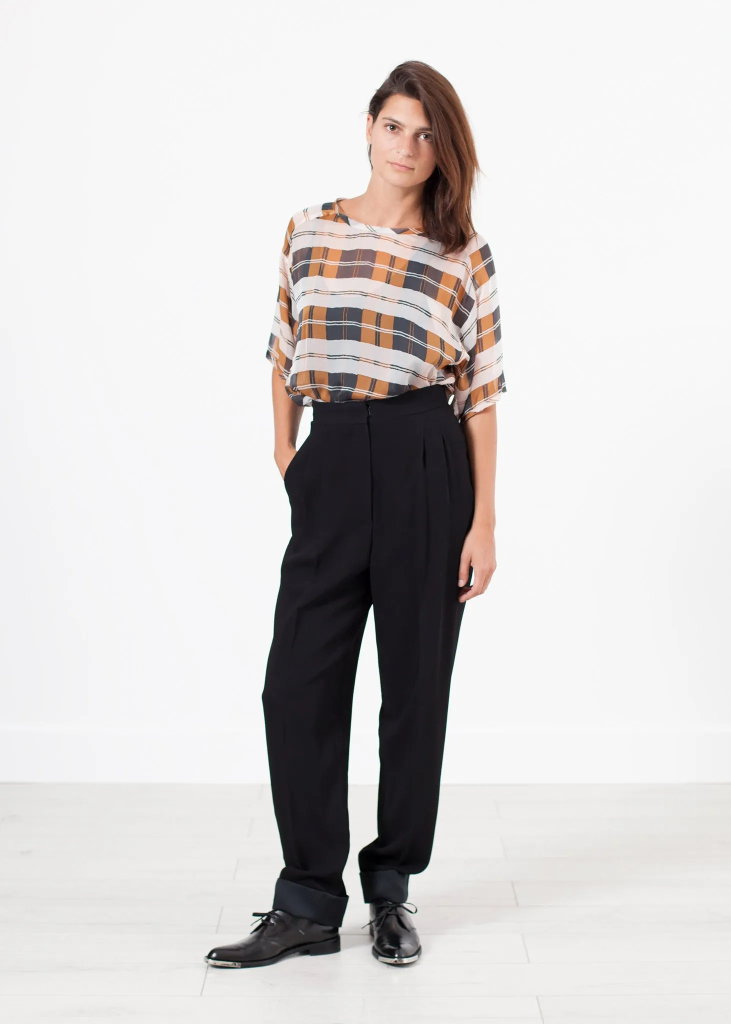 Contrast Cuff Pant in Black