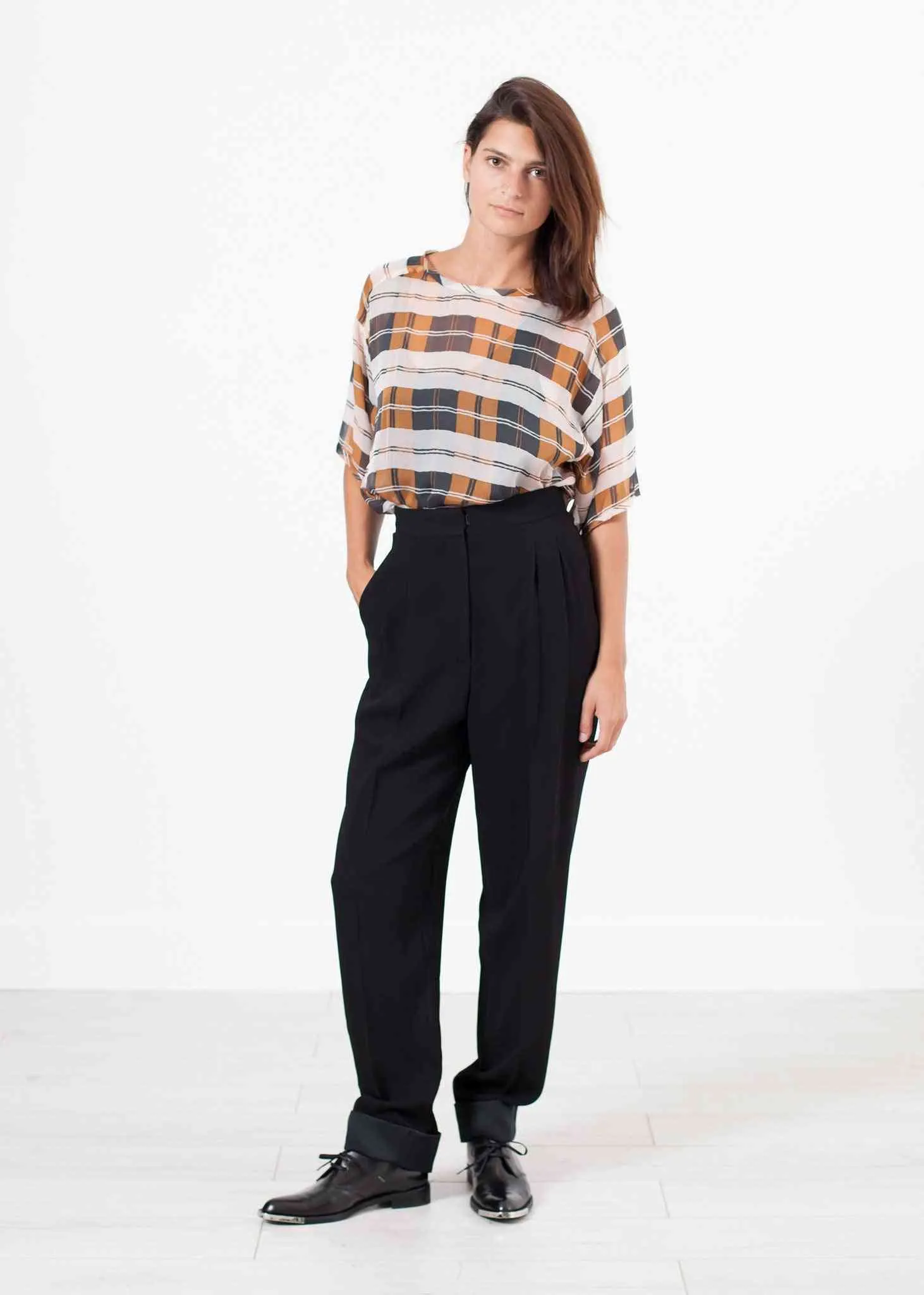 Contrast Cuff Pant in Black