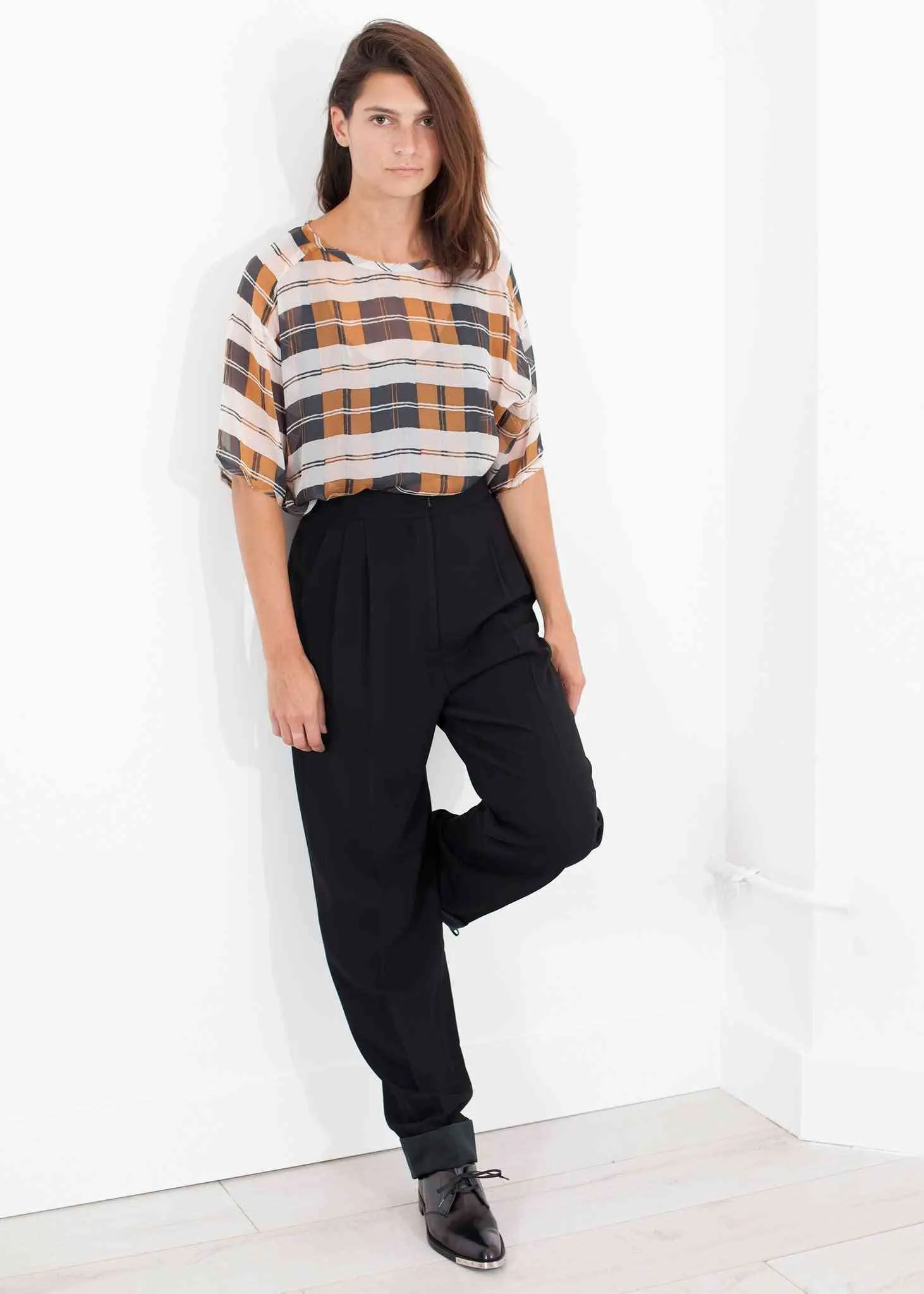 Contrast Cuff Pant in Black