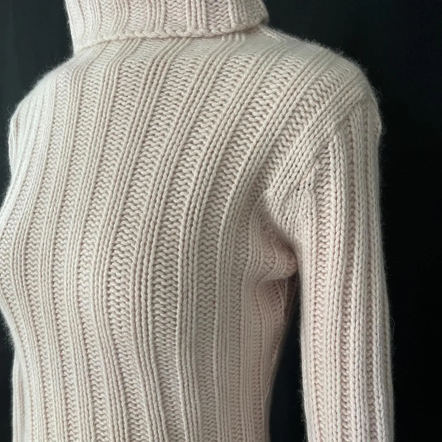 GABI LAUTON Cashmere Sweater