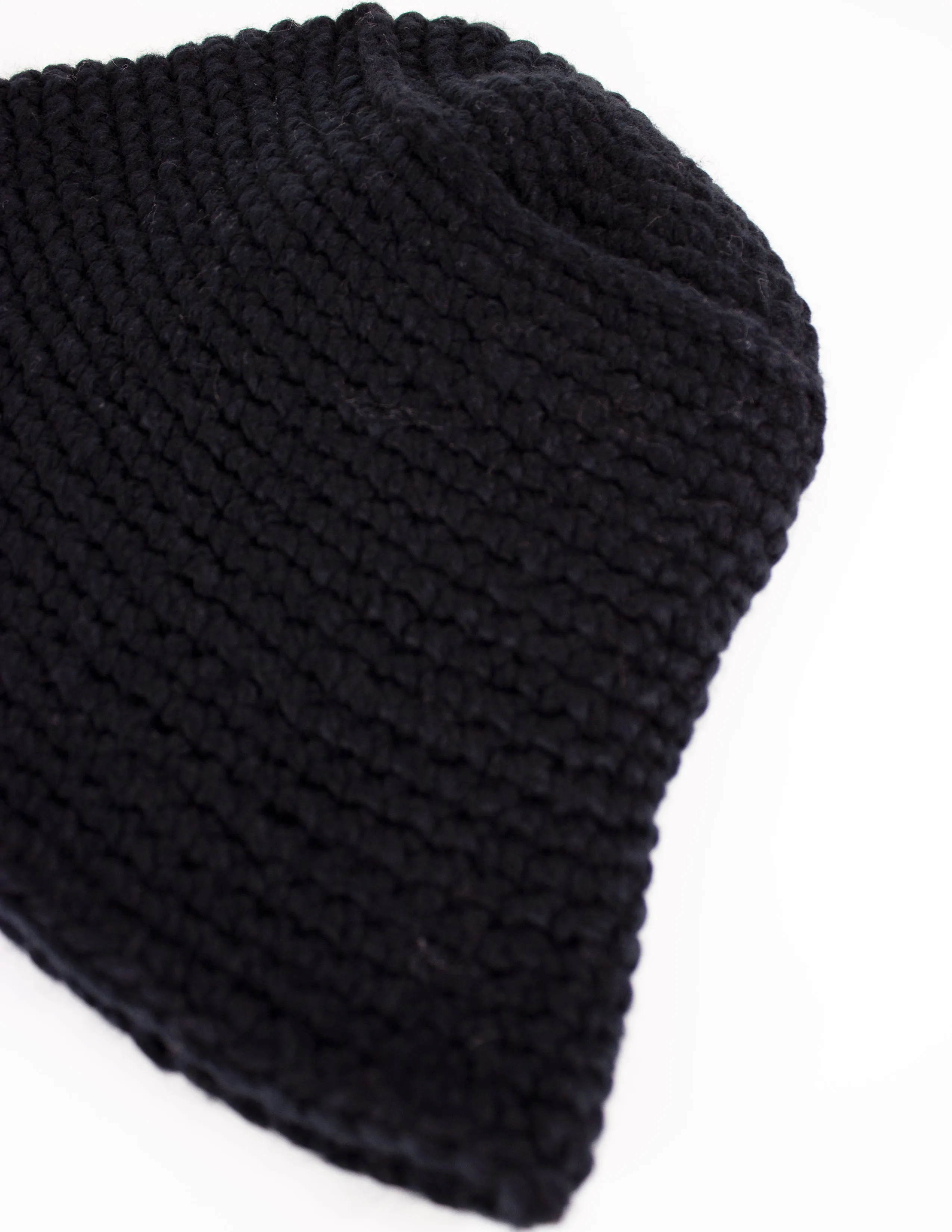 IO BEANIE-BLACK