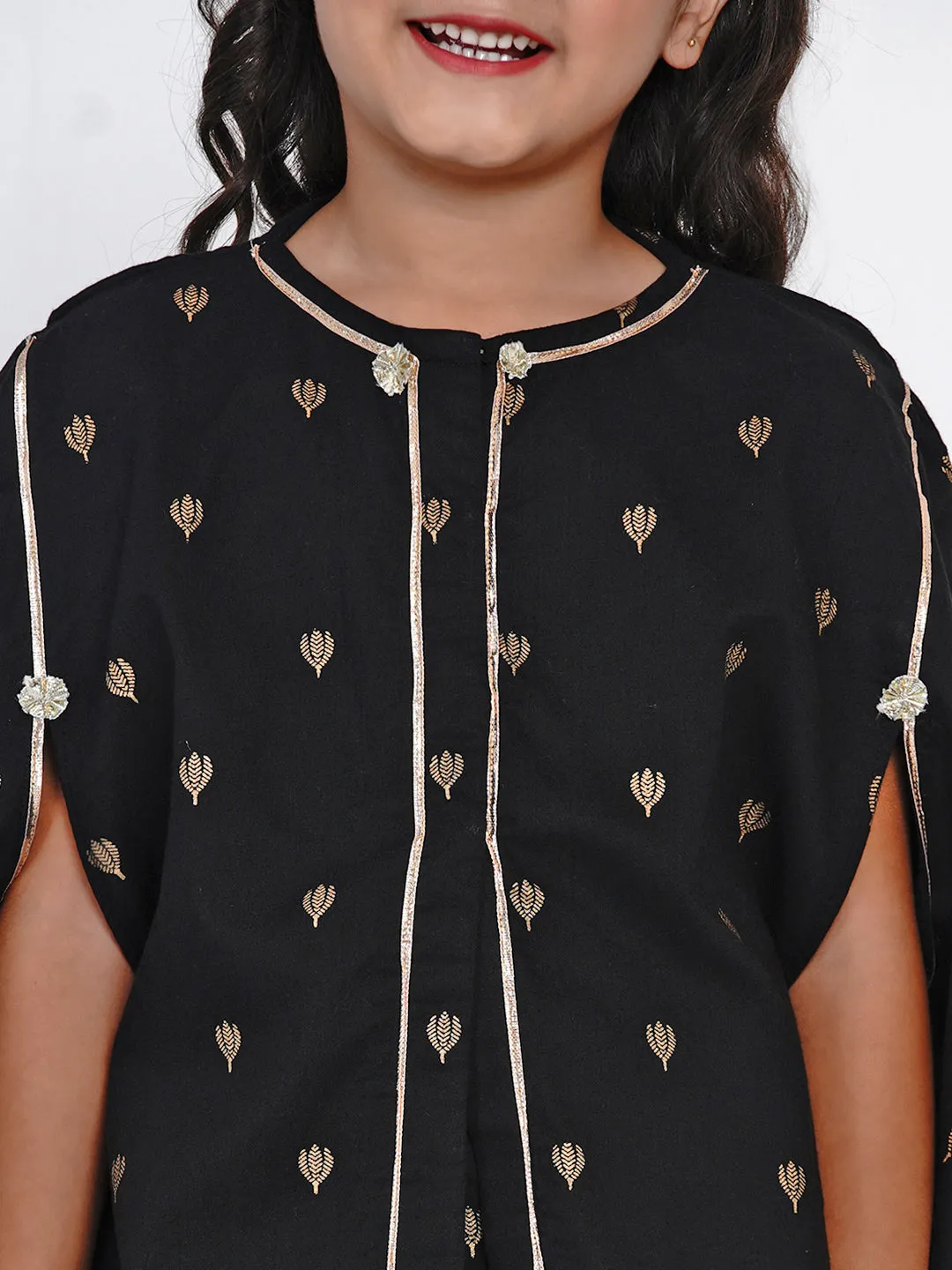 Jashvi Girls Black Gotta Patti Kurta with Salwar