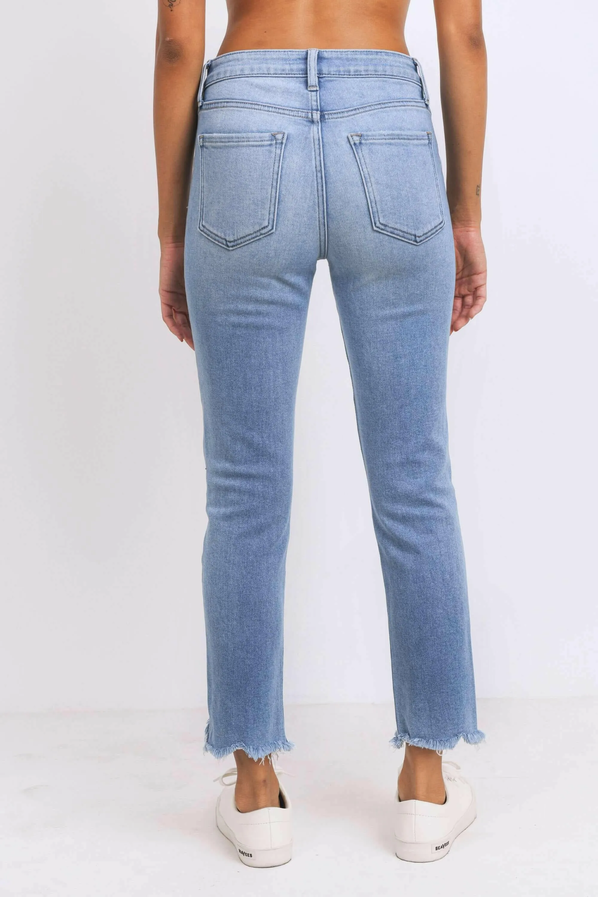 JUST USA MID-RISE STRAIGHT LEG JEAN