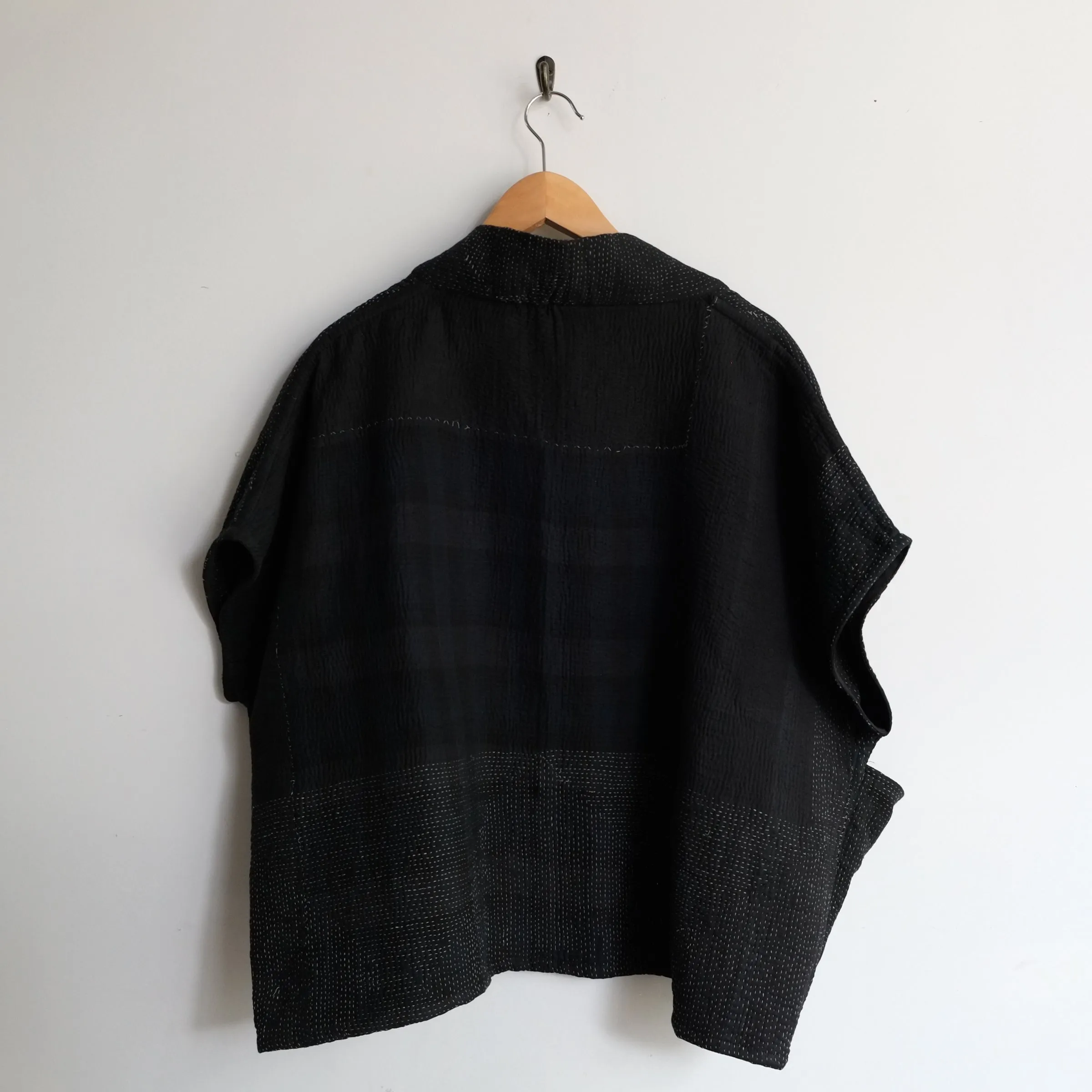 L Black with Blue Undertone Plaid Anoushka Jacket SS042