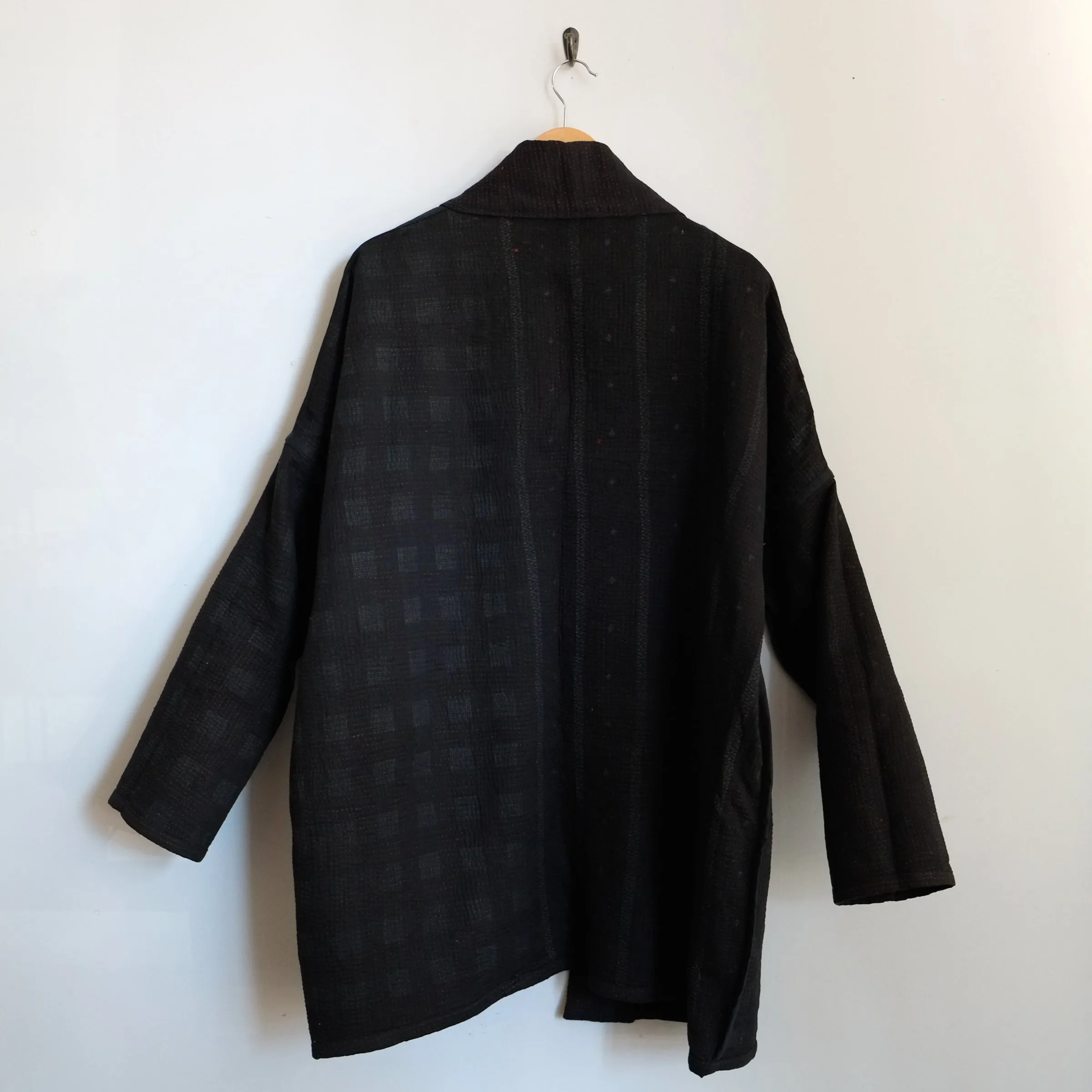 L Black with Reddish Thread Anoushka Jacket LL171