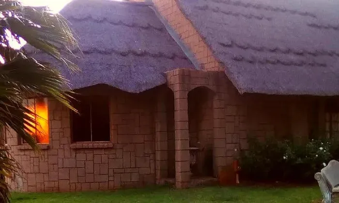 Magaliesburg: 1 or 2-Night anytime stay for two at Swallow's Inn Guesthouse