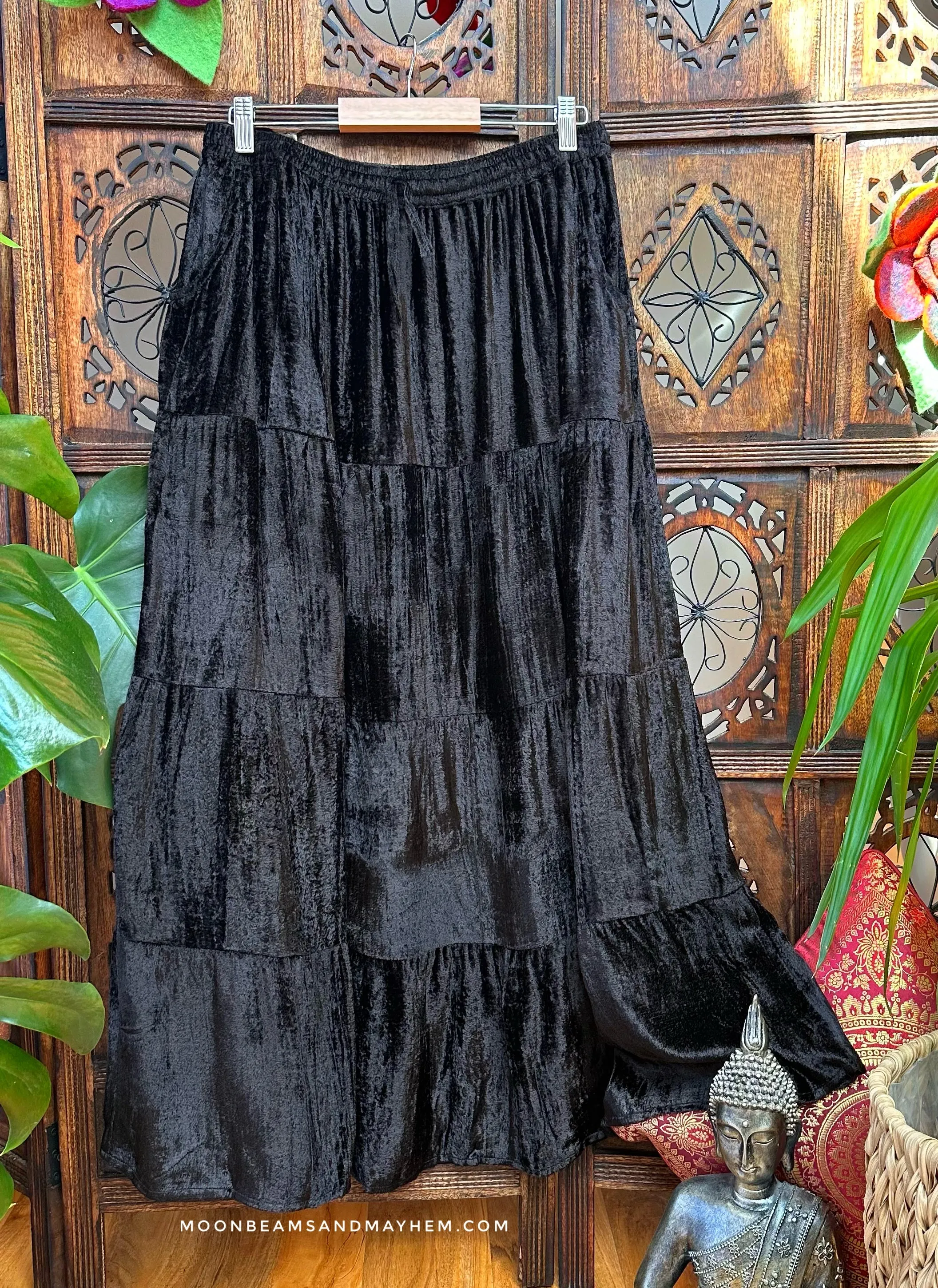 MIDNIGHT BLACK STARGAZER VELVET SKIRT (WITH POCKETS)