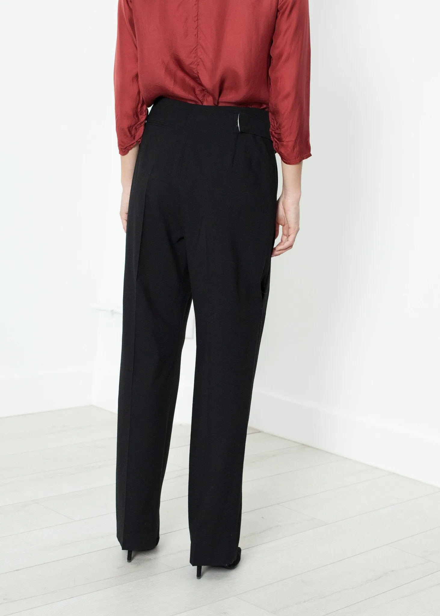 Pleated Waistband Trouser in Black