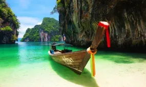 Thailand: 7-Night Stay for 2 Adults incl Breakfast, City Tour & Cabaret Show