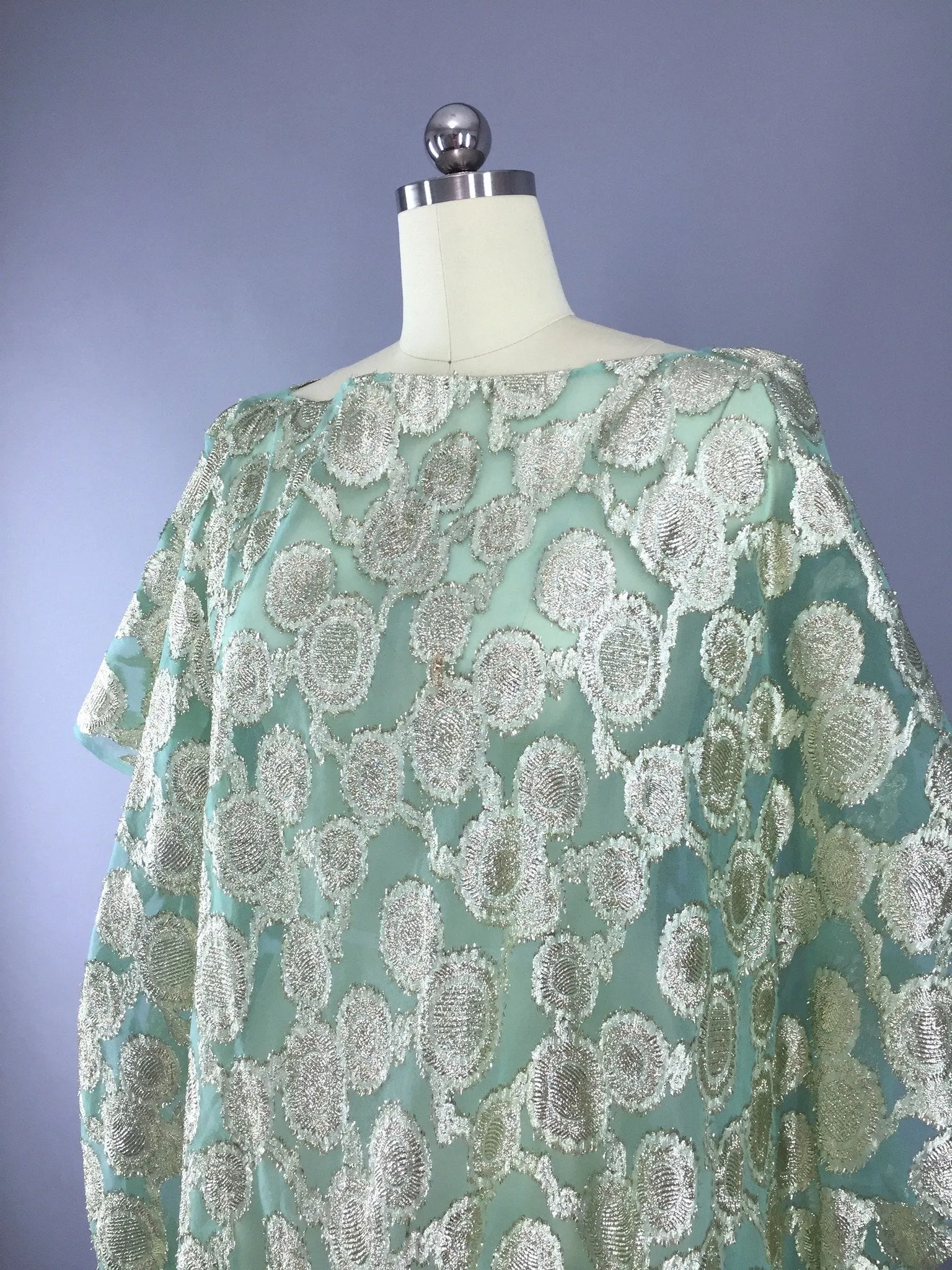 Vintage 1960s Mint Green Chiffon Gold Lame Caftan Tunic size XXXL Plus