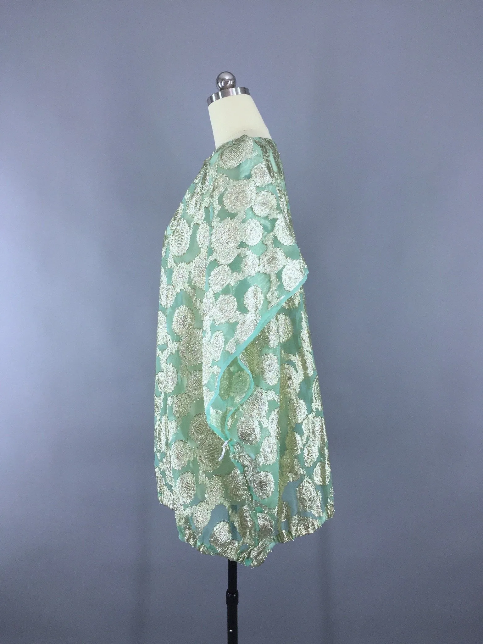 Vintage 1960s Mint Green Chiffon Gold Lame Caftan Tunic size XXXL Plus