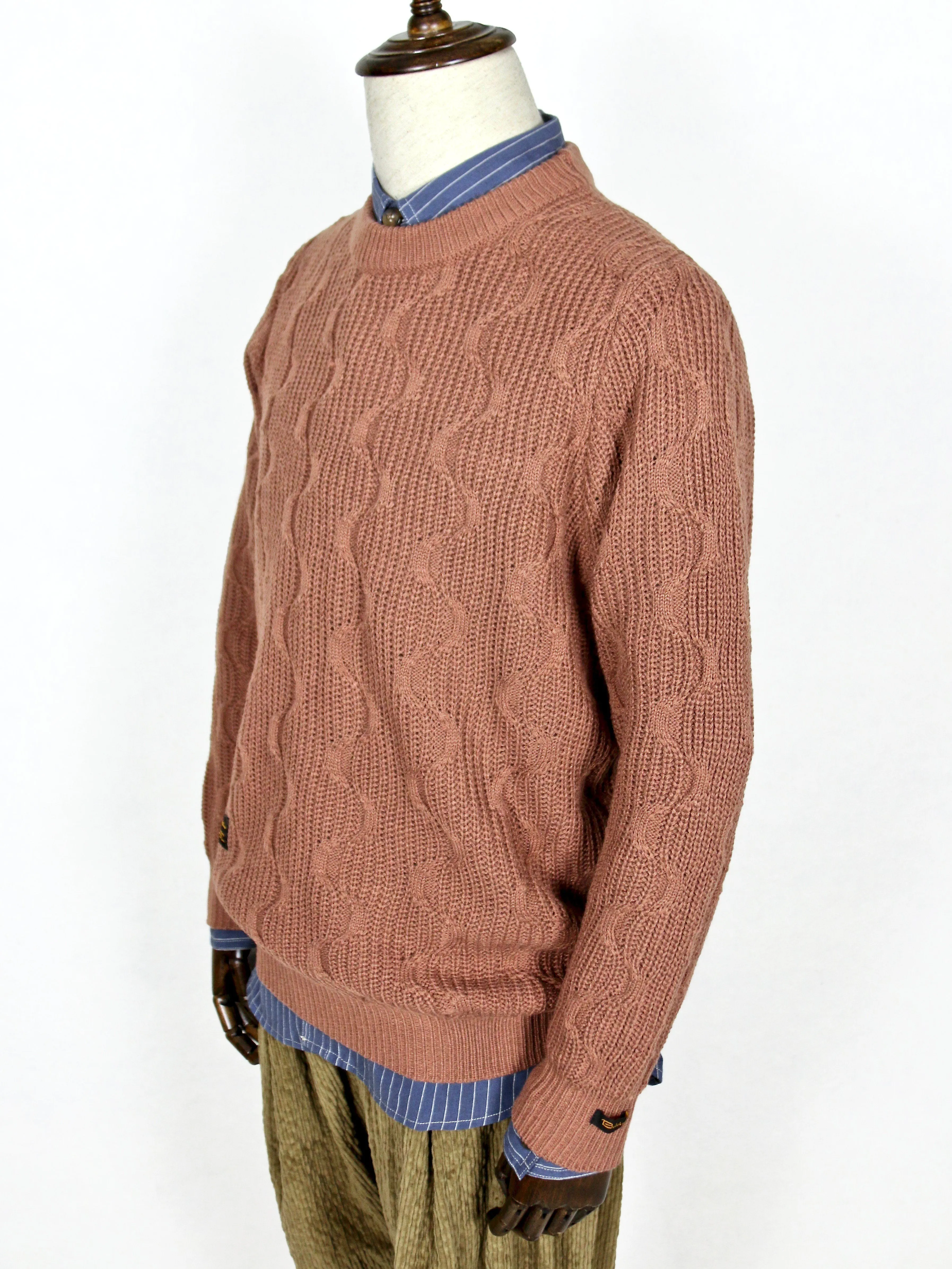 Wave Pattern Round Collar Knitted Jumper